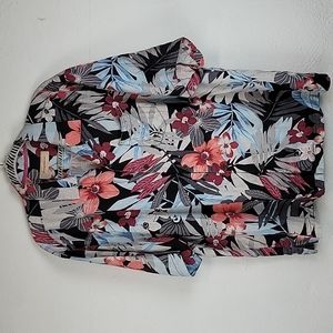 Tommy Bahama Men's size XL 100% silk casual button-down hawaiian shirt